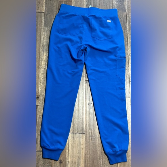 FIGS Zamora™ Jogger Scrub Pants Small. Royal blue. EUC - Picture 8 of 13